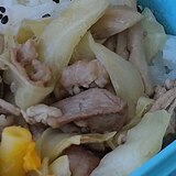 キャベツと豚肉と舞茸のマヨポン炒め